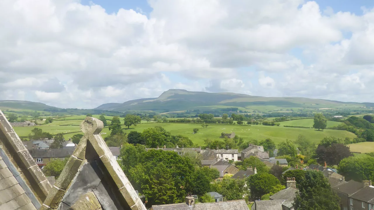 YorkshireBURTONINLONSDALEAllSaints(kategilesPERMISSIONBYEMAIL)2