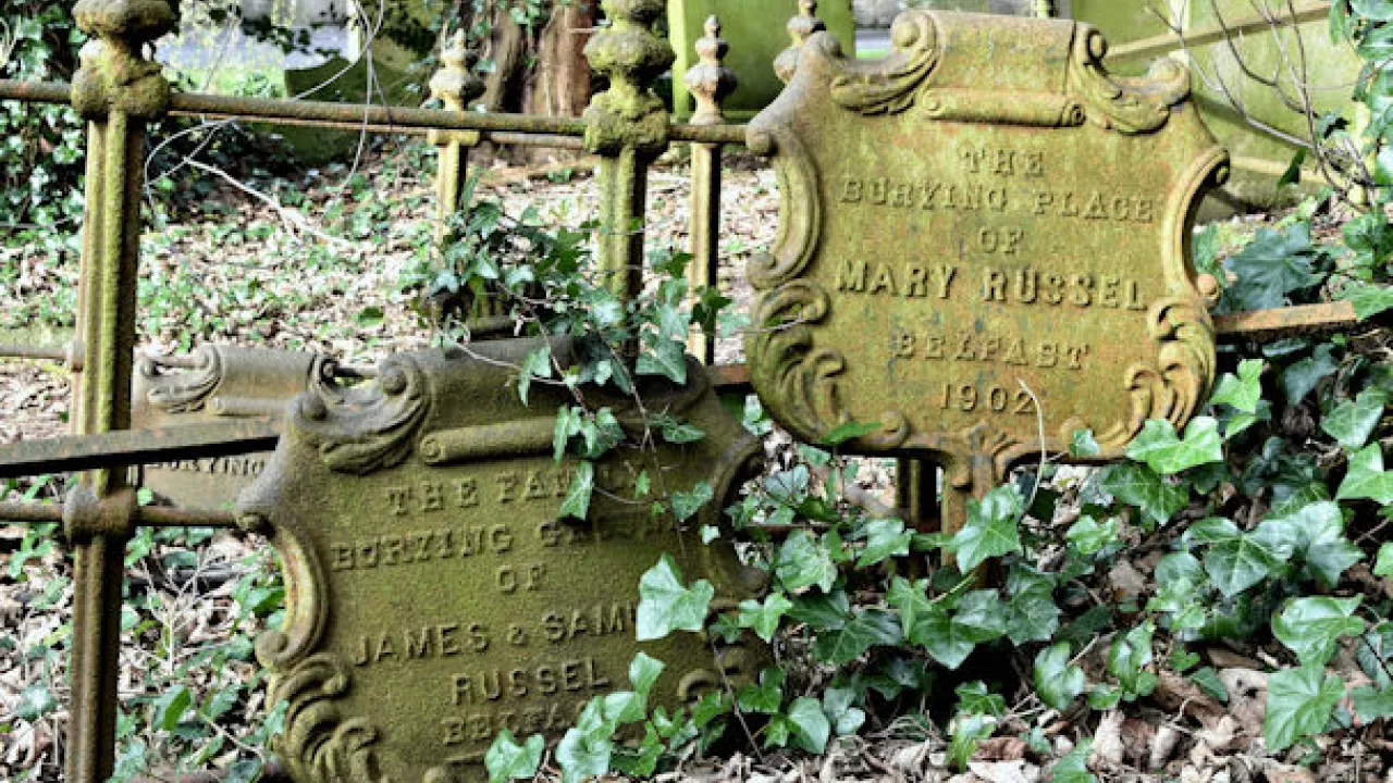 CountyAntrimGLENGORMLEYCarnmoneyParishChurch(albertbridgeCC-BY-SA2.0)1