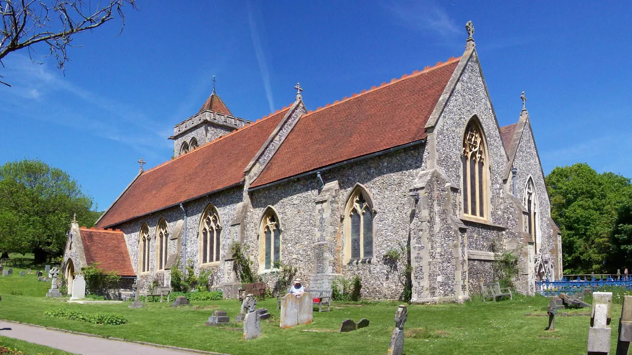 BuckinghamshireHUGHENDENStMichaelAllAngels(lenwilliamsCC-BY-SA2.0)1