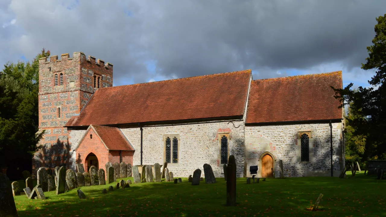 BerkshireBOXFORDStAndrew(OswaldBertramCC-BY-SA2.0)1