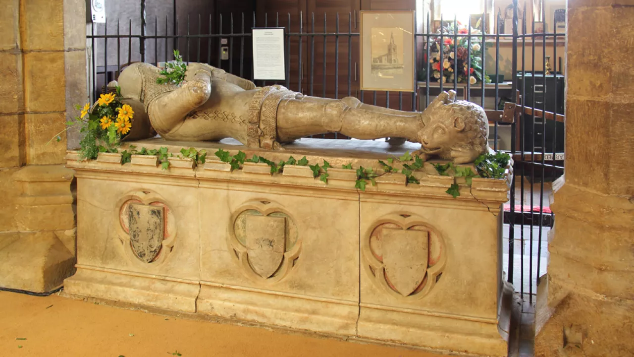 NorthamptonshireSPRATTONStAndrew(JohnSalmonCC-BY-SA2.0)1