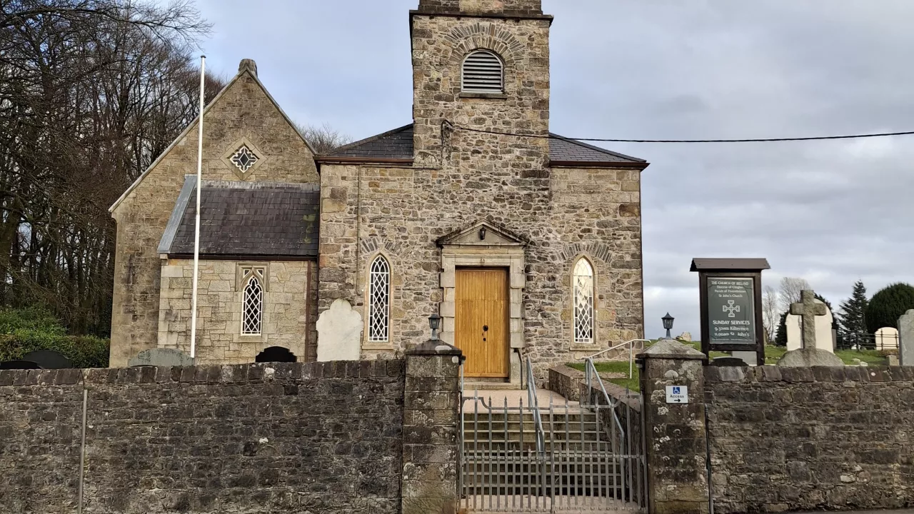 CountyTyroneFIVEMILETOWNStJohn(AlywinBartonPERMISSIONBYEMAIL)1