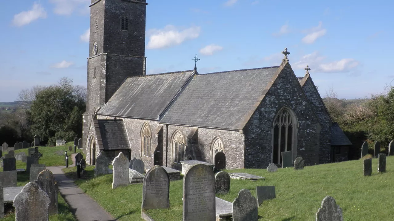 DevonBRATTONFLEMINGStPeter(RogerCornfootCC-BY-SA2.0)1