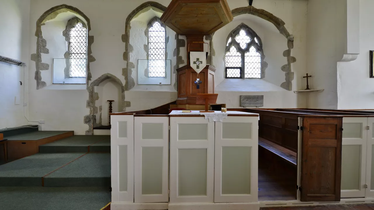 KentSTELLINGMINNISStMary(MichaelGarlickCC-BY-SA2.0)2