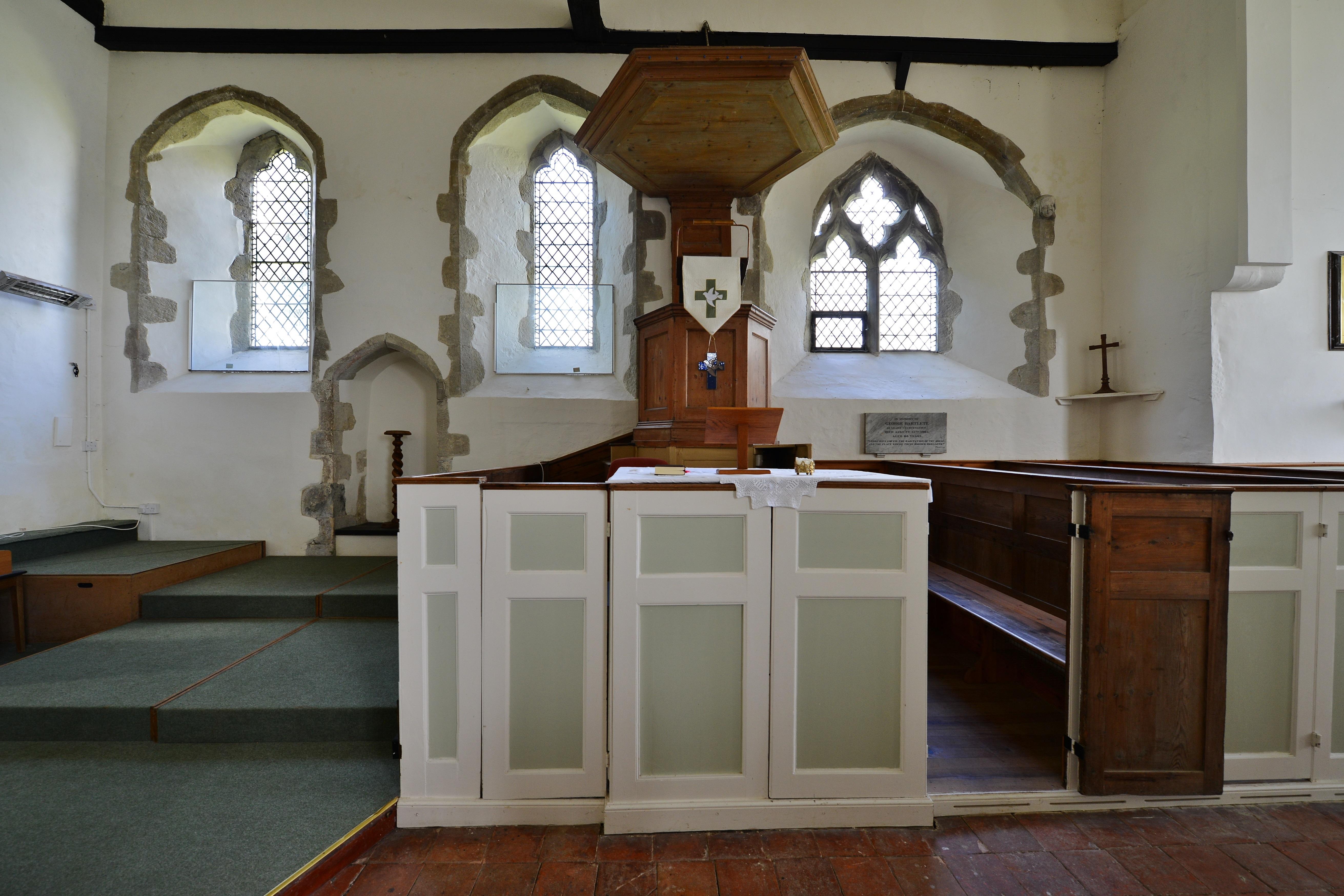 KentSTELLINGMINNISStMary(MichaelGarlickCC-BY-SA2.0)2
