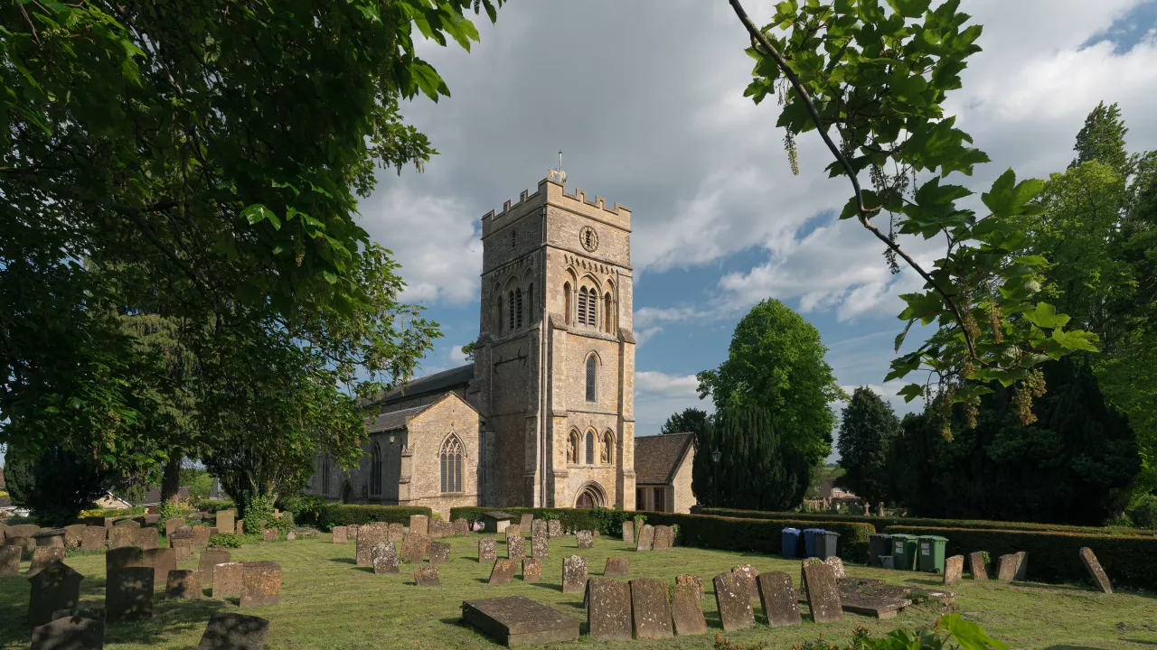 NorthamptonshireBRACKLEYStPeter(JulianHerzogCC-BY-SA4.0)1