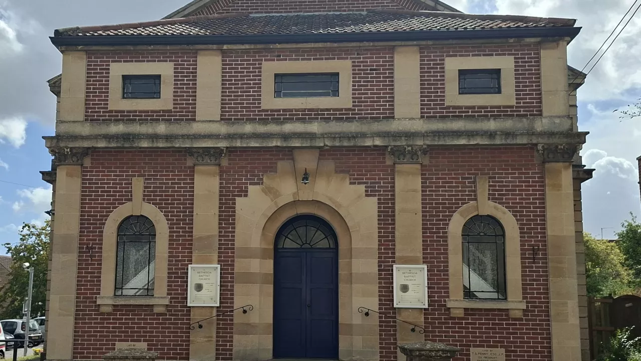 WiltshireTROWBRIDGEBethesdaBaptist(GraemeRossPERMISSIONBYEMAIL)1