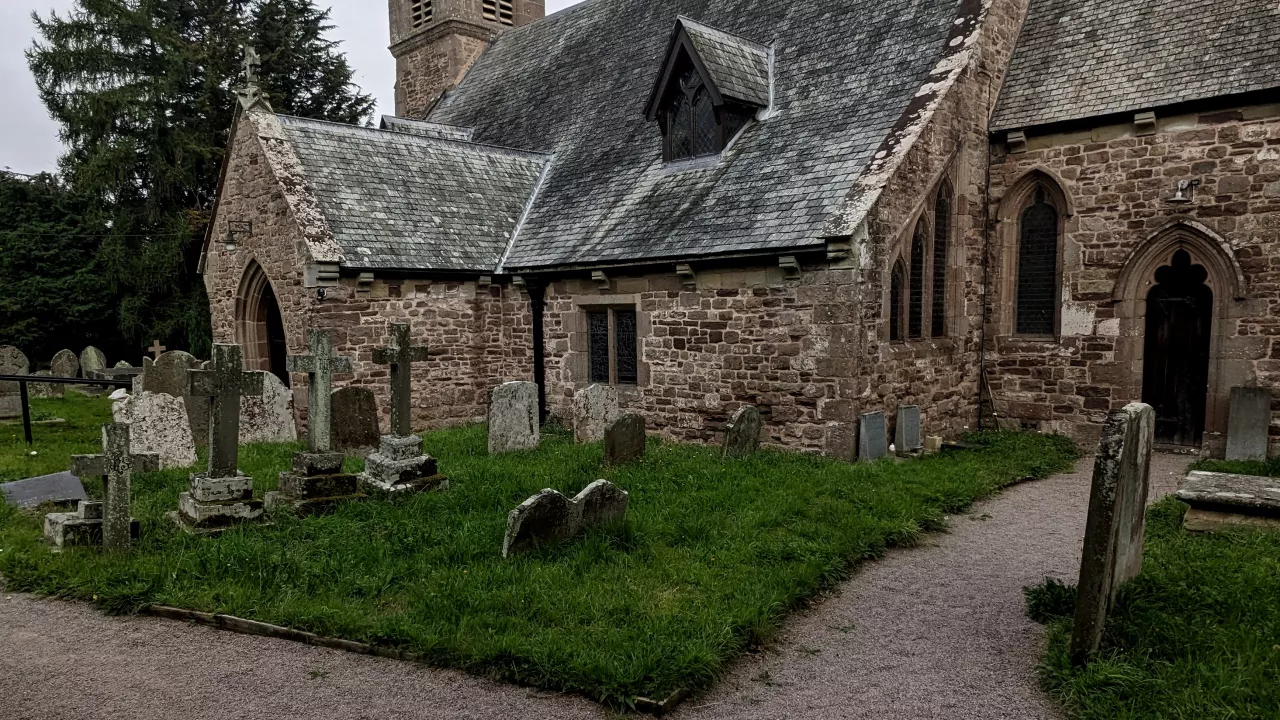 MonmouthshireMITCHELTROYStMichaelAllAngels(JaggeryCC-BY-SA2.0)1