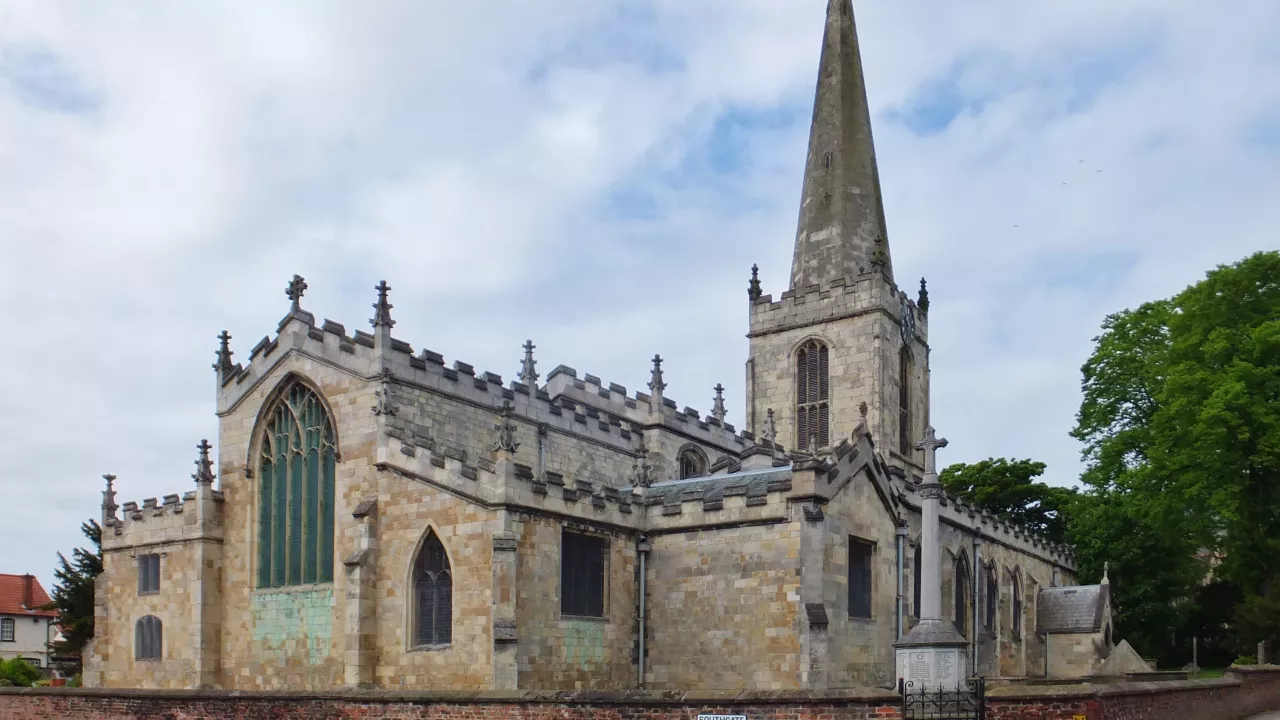 YorkshireHESSLEAllSaints(BernardSharpCC-BY-SA2.0)1