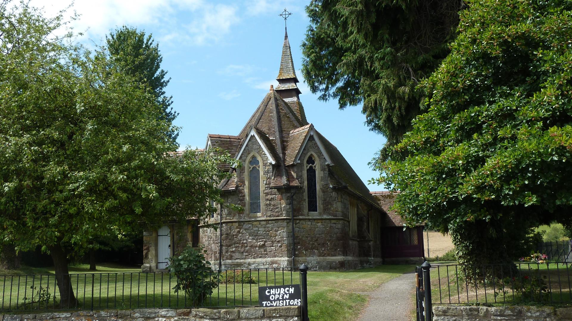 GloucestershirePURTONStJohnEvangelist(AndyDingleyCC-BY-SA3.0)1