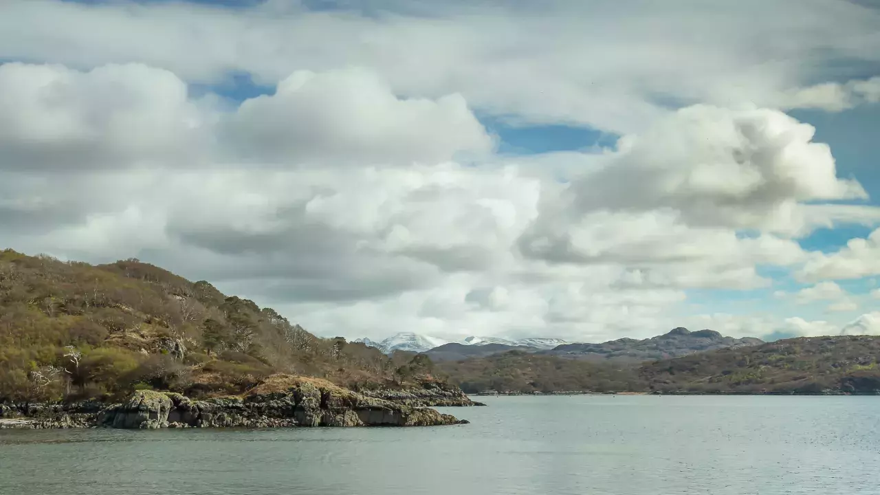 STORYNC500GairlochBay(GeorgeBaylissCC-BY-NC2.0)1