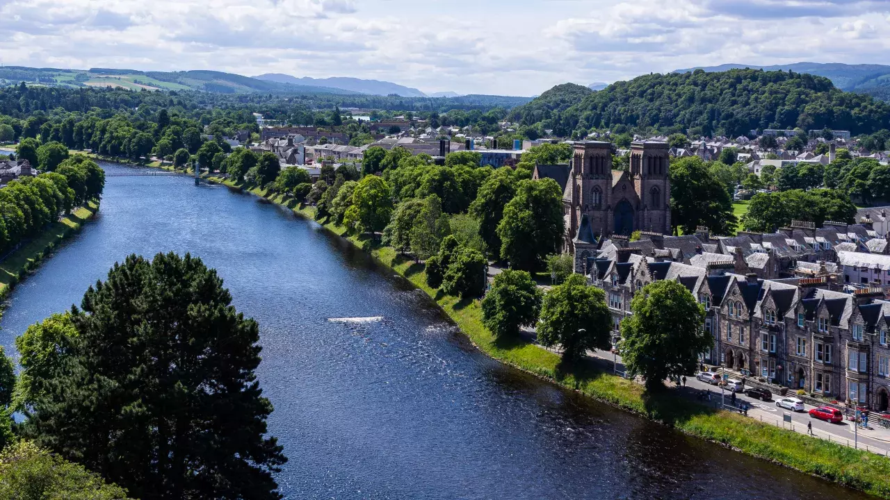 STORYNC500Inverness(bvi4092CC-BY-SA2.0)1